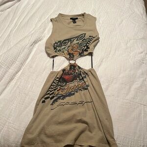 Women’s fun forevermore 21 dress worn once to a concert